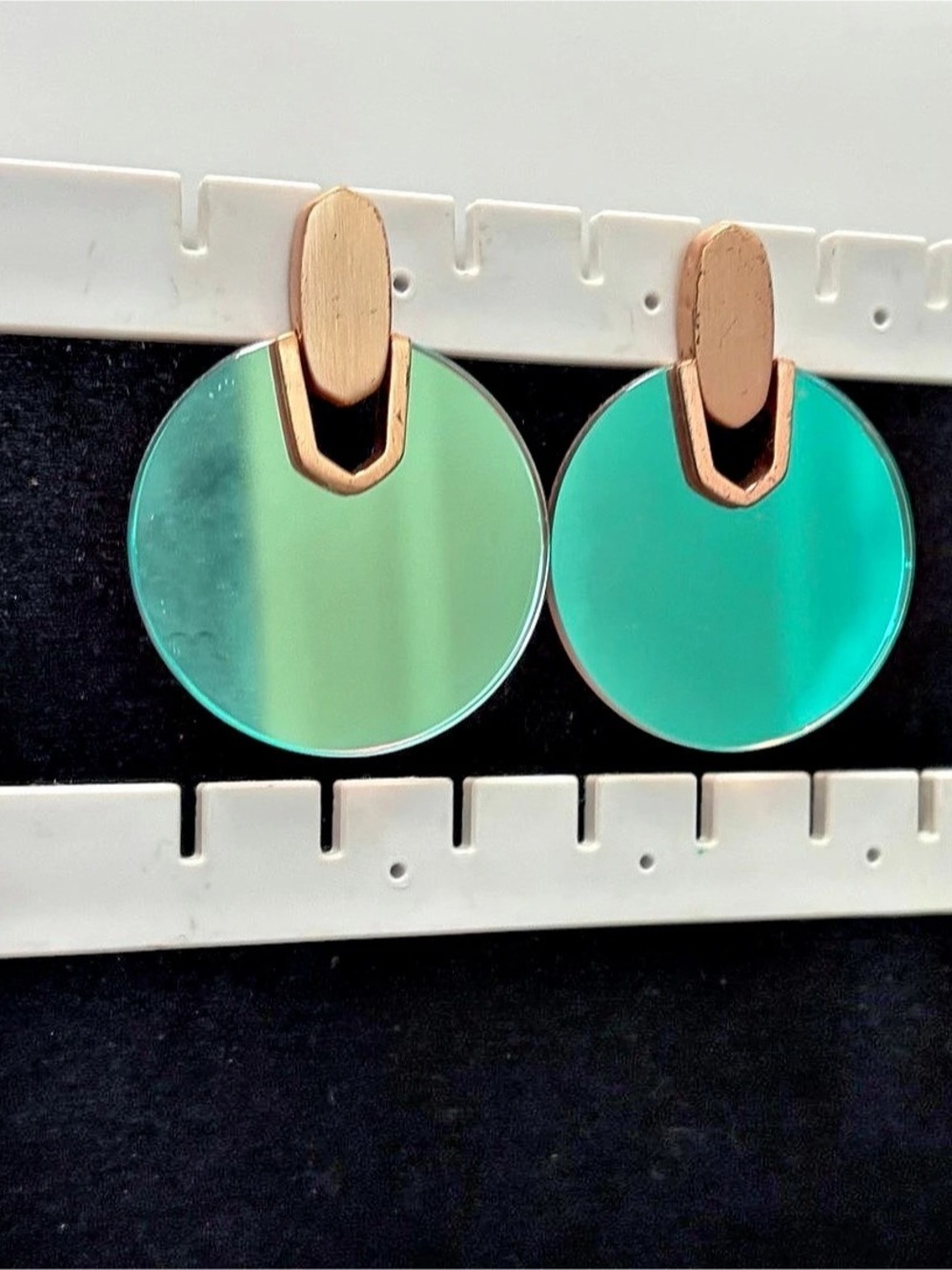 Kendra Scott dichroic glass